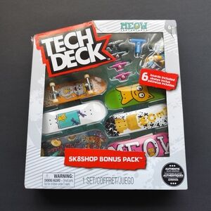 Tech Deck Meow Sk8shop Bonus Pack.
